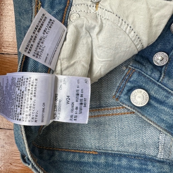 Levi’s wedgie jeans, size 24 - Picture 4 of 4